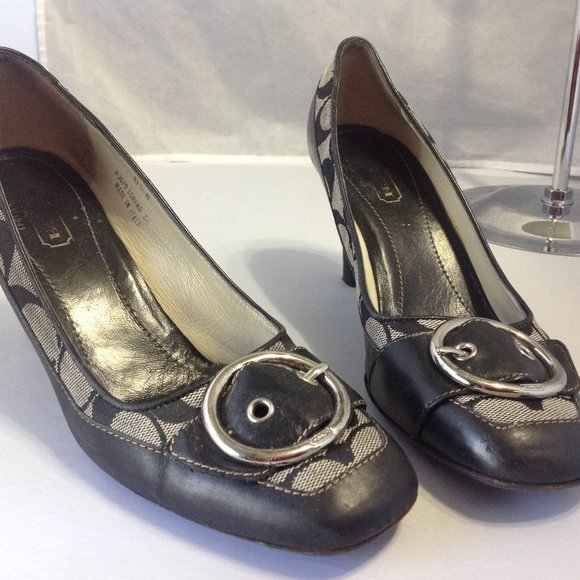 Coach Signature Leather Pumps Sz 8 1/2 - Picture 2 of 7